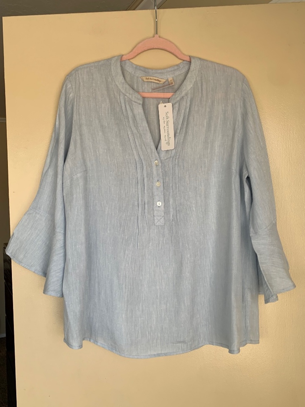 Soft Surroundings Raisa Linen Blend Shirt Light Blue Bell Sleeves Pintuck Sz.L